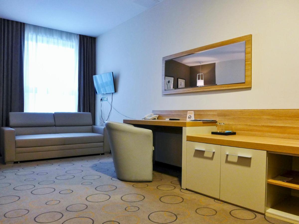 Aroma Stone Hotel Spa Syców Exteriör bild