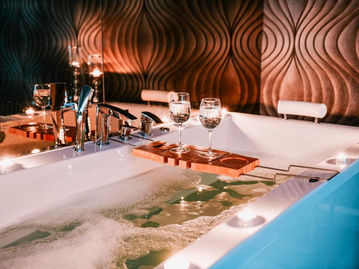Aroma Stone Hotel Spa Syców Exteriör bild