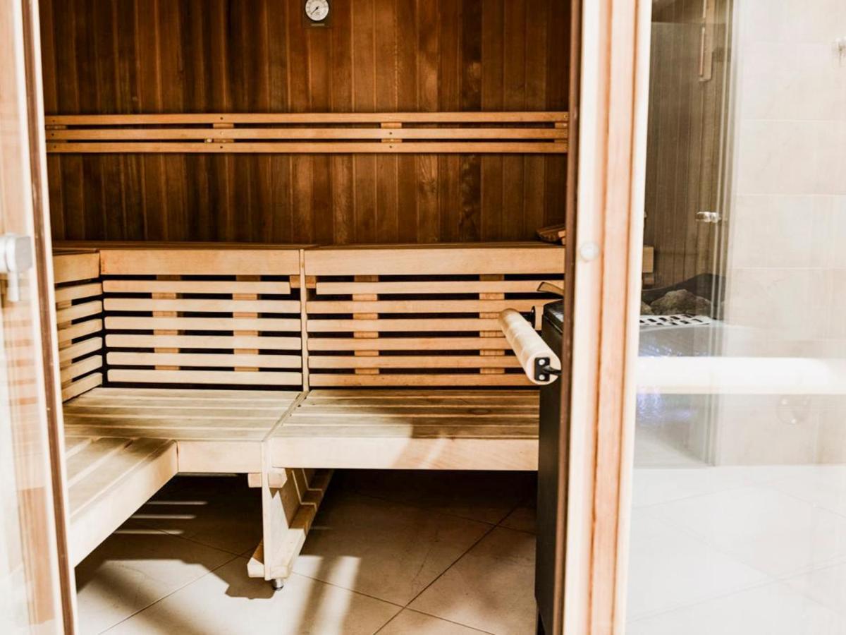 Aroma Stone Hotel Spa Syców Exteriör bild